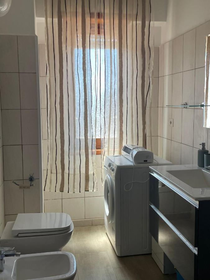 Casa Valente Lägenhet Ladispoli Exteriör bild